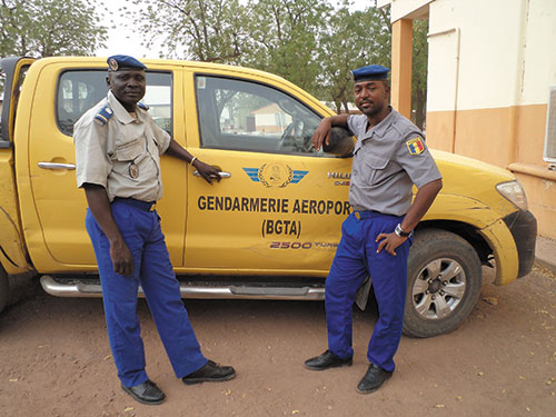 GENDARMES-BGTA-N-DJAMENA--TCHAD--2.jpg