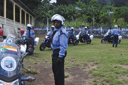 Motards-Comores1.jpg