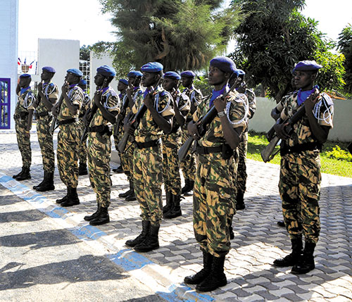 Piquet-honneur-Senegal.jpg