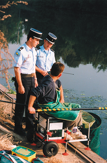 Contrôle de pêche (1997)