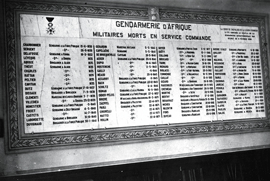 Plaque-mort.jpg