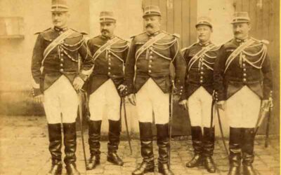 Les uniformes de la Gendarmerie de la Révolution à nos jours