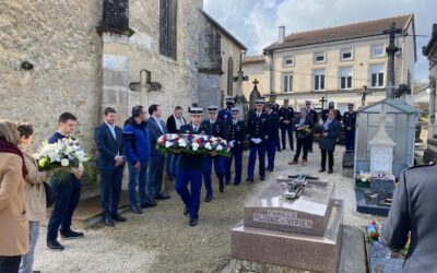 Le 18 mars 2024, une délégation de la 3ème promotion du Cours Supérieur d’Enseignement des Officiers de la Gendarmerie (CSEMG) était présente à Gudmont (52) pour rendre hommage au général Joseph Plique,